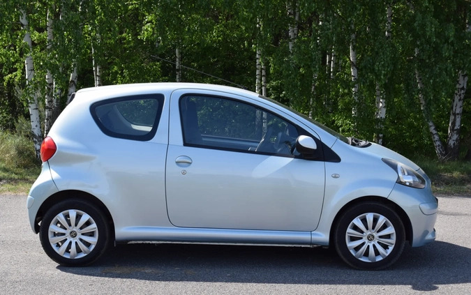 Toyota Aygo cena 7900 przebieg: 157800, rok produkcji 2006 z Raszków małe 191